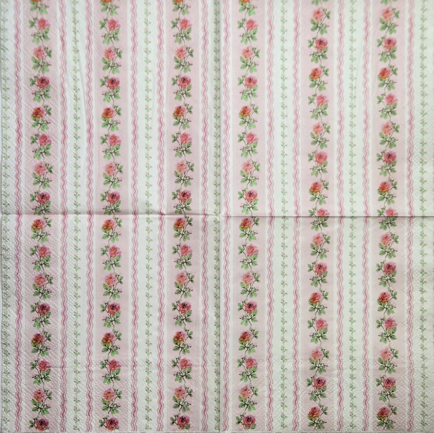 2 Individual Paper Cocktail Decoupage Napkins - 2816 Romantic Floral Shabby Chic