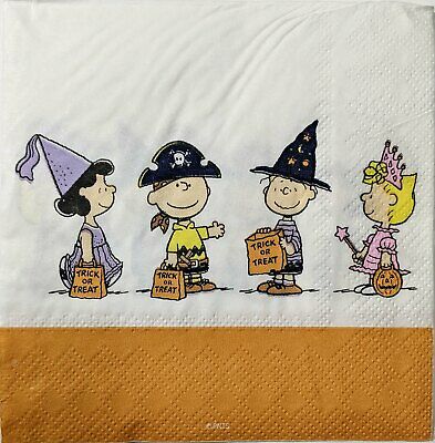TWO Individual Paper Cocktail Decoupage Napkins - 1581 PEANUTS Trick or Treat